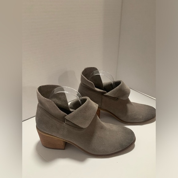 BP gray suede leather ankle boots - Picture 1 of 12